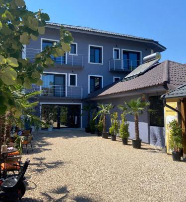 Costinesti House | Casa Blanca Costinesti