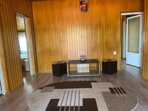 Cartisoara House | Casa Blendea Daniela