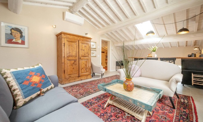 Lucca Historical Center Apartment | Casa Cantore Close to the Walls