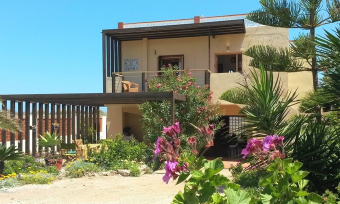 Cullera House | Casa Catinca Cullera - the House Behind the Dune