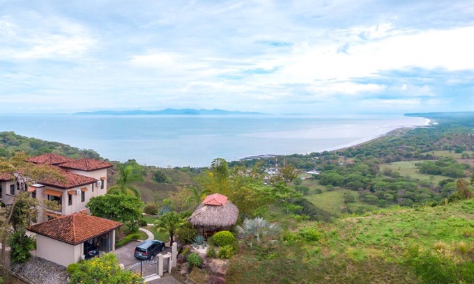 Camaronal Villa | Casa Celestial - Unparalleled Setting Near Herradurra, Jaco and Hermosa