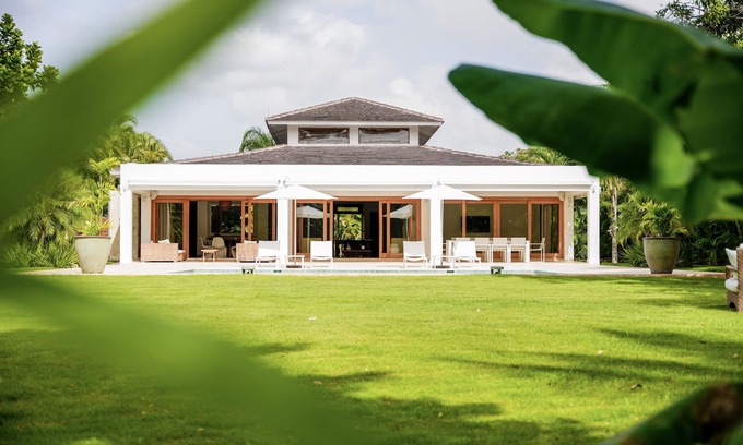 Los Lagos Villa | Casa Colibrí by Luxe Haus™ - Butlered Villa, Staff, Pool, Jacuzzi, Golf Carts