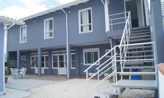 Ponta do Papagaio House | Casa com 2 quartos à 200 m da da praia c/churrasqueira