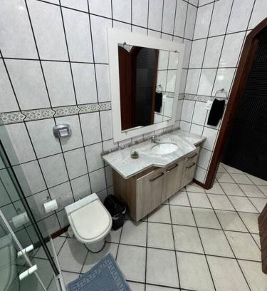 Campeche Sul House | Casa Com Piscina Coberta Aquecida Perto da Praia, Campeche