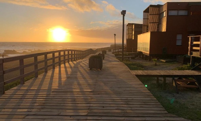 Pichilemu House | Casa con acceso directo a playa en condominio