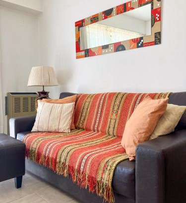 Chascomus House | Casa con jardín y pileta en Chascomús, cerca de la Laguna