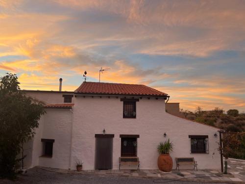 Zujar House | Casa -Cueva Paraje De Los Majuelos