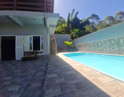 Nova Friburgo House | Casa de veraneio na serra