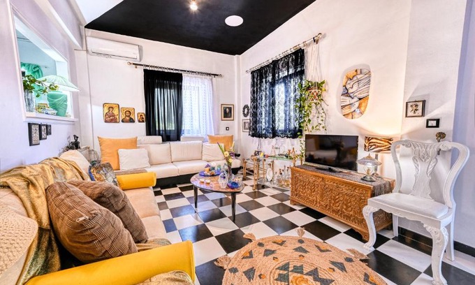 Katastari Apartment | Casa dei colori