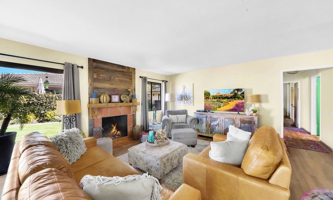 San Juan Capistrano House | Casa del Sol - Single Story Home! Pool! Fireplace! Walk to Golf Course!