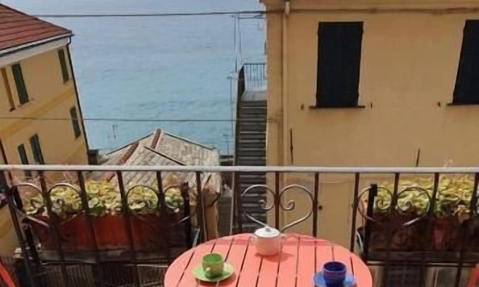 Cervo Apartment | Casa del Sole beachfront