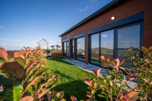 Sinteu House | Casa Deluxe in Sinteu - intersectia intre modern si linistea naturii