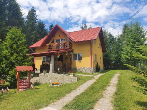 Traisteni Villa | Casa din Padure Valea Doftanei