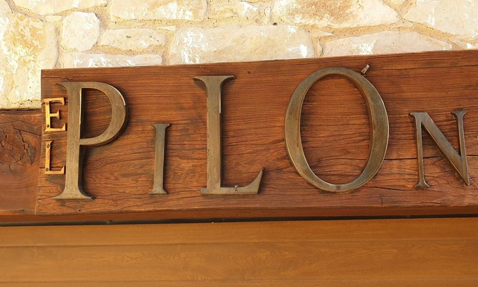 La Salceda Cottage | Casa el Pilón full rental rural house with capacity for up to 9 people