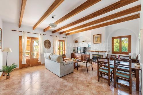 Urbanizacion Mont Ferrutx House | Casa en Montferrutx