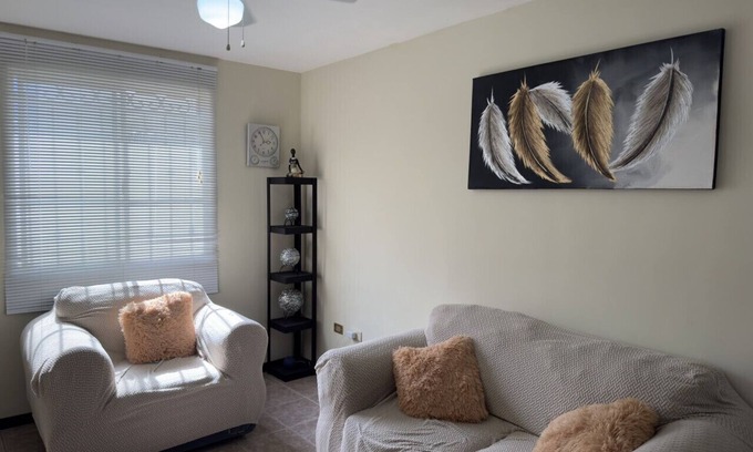 Monterrey House | Casa en zona Valle Verde