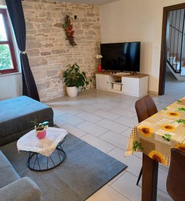 Bale House | Casa Felice