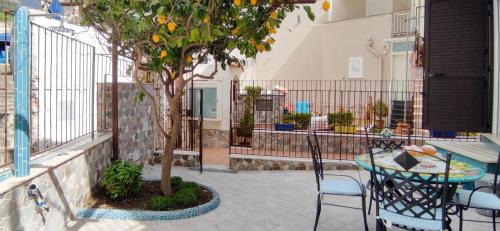 Cetara Apartment | Casa Fortuna a DUE passi dal Mare