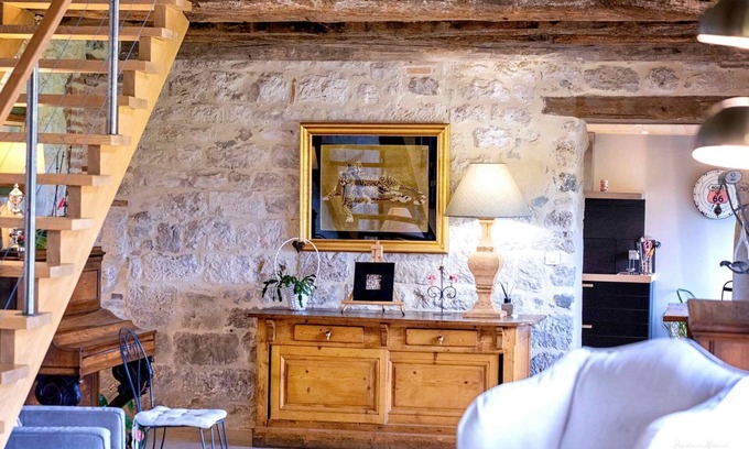 Castelnau-de-Montmiral Ski Chalet | Casa Guillarmou - Heated Pool & Spa - Splendid