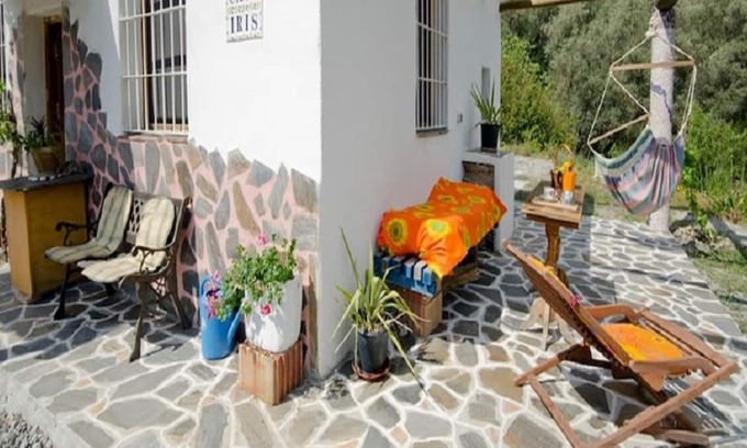 Lanjaron House | Casa Iris an idyllic house with spectacular mountain views in all directions