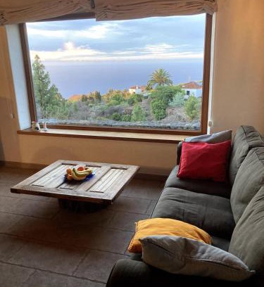 Puntagorda House | Casa Iris, Puntagorda with stunning sea view