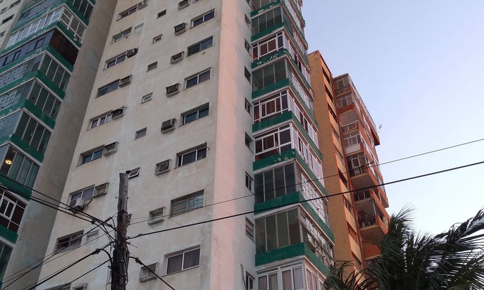 Municipality of Diez de Octubre Apartment | Casa Issi Nelson
