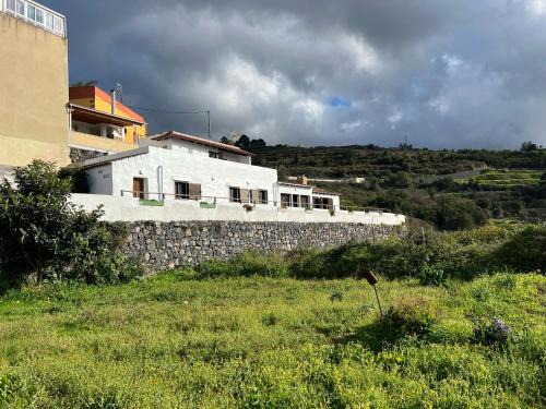 Las Rosas House | Casa Julián