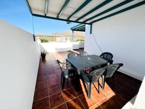 Los Cocoteros House | Casa Kalendra Jable Tu refugio cerca del mar