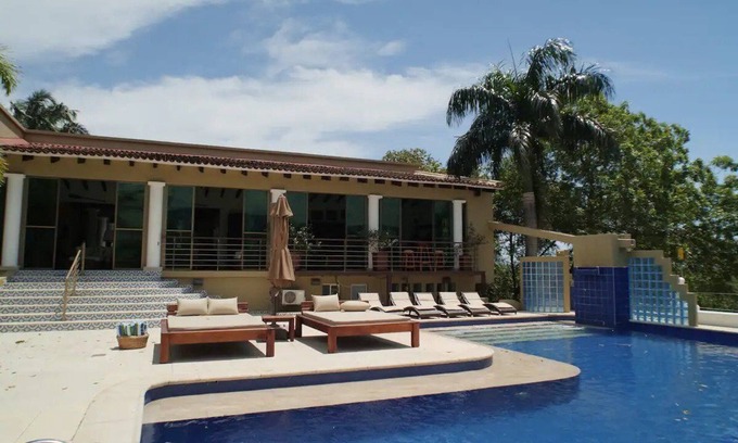 Puerto Salgar Villa | CASA LA GUAIRA Exclusiva y Alucinante