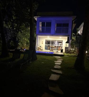 Guaratiba House | Casa linda em Guaratiba RJ Pé na areia