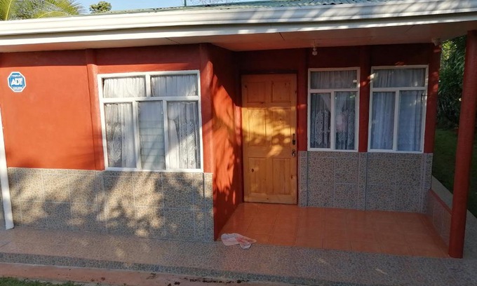 Los Angeles Chires House | Casa Los Ángeles