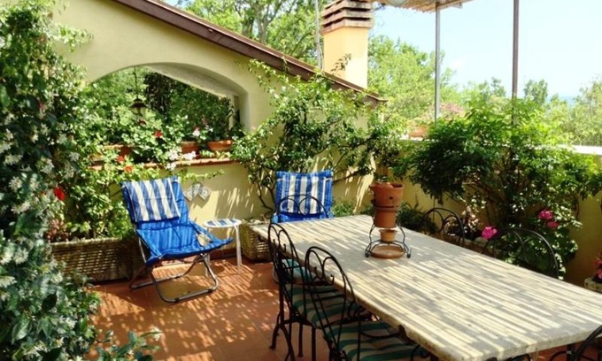 Formia Apartment | Casa Marily, con terrazzo vista mare