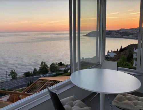 Fregenite House | Casa Mediterráneo Tropical. El mar a tus pies