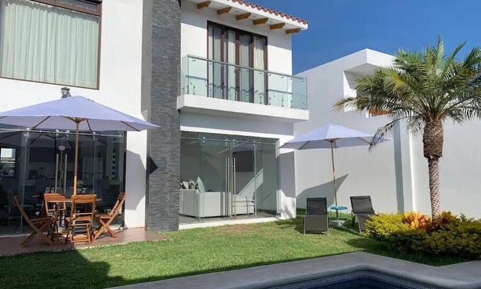 Tequesquitengo House | Casa More con alberca, jacuzzi, climatizada