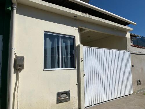 Pereque House | Casa para temporada- Pq Mambucaba