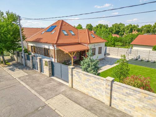 Dunajska Streda House | Casa PERLA