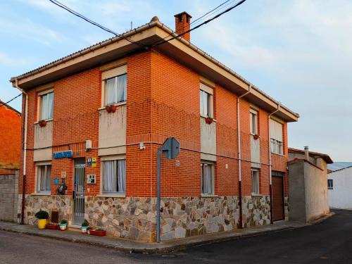 San Justo de la Vega House | CASA PITA Completa Grupos