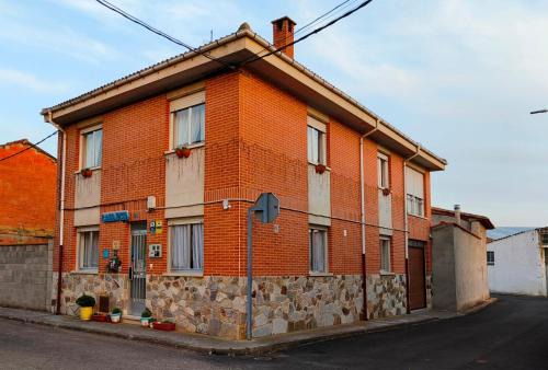 San Justo de la Vega House | Casa Pita