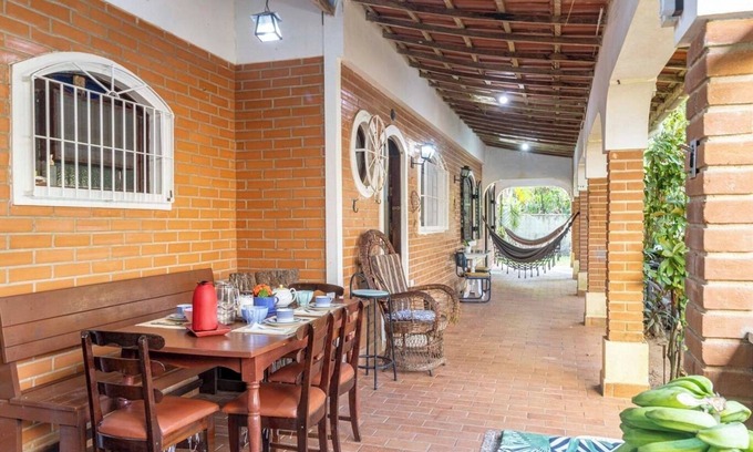 Quinta do Guarau Ski Chalet | Casa rústica com Wi-Fi, garagem e aceita pet