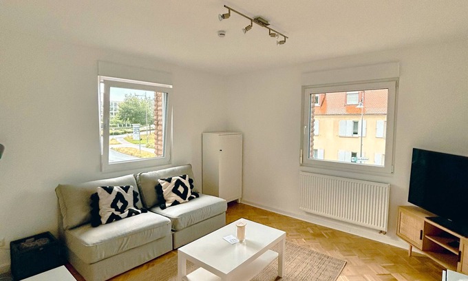 Bad Homburg v.d. Hoehe Apartment | Casa Rossa - Modern, Renoviert, Gemütlich - 15min von Frankfurt