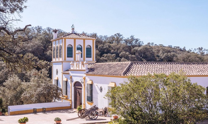 El Garrobo House | Casa Rural Los Gorriones : 25 minutes from Seville