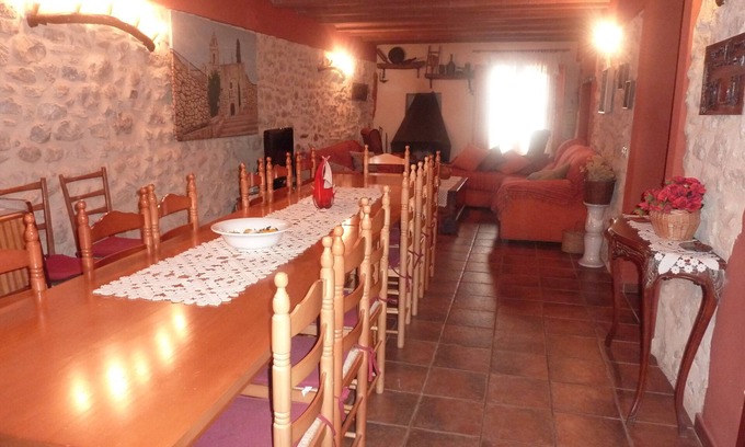 Sant Mateu Cottage | CASA RURAL CALACEIT, with charm in the mountains and near the beach
