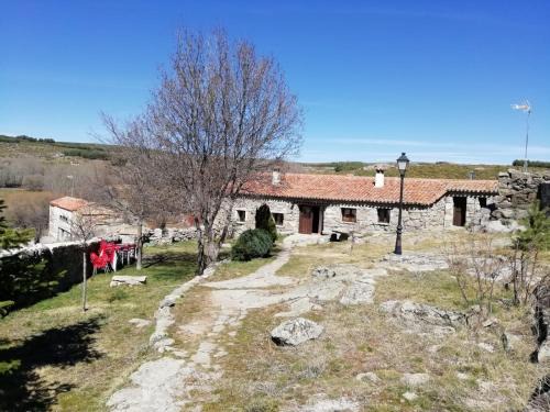 Navarredonda de Gredos House | Casa Rural La Pontezuela Abajo