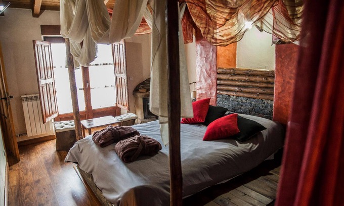 Bermellar Other | Casa Rural "Orgullo" with jacuzzi