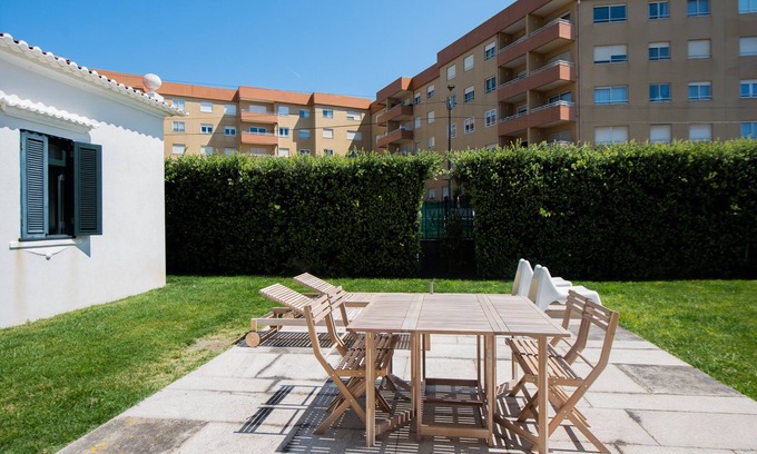 Aguda House | Casa São João a 400 Metros da Praia com Jardim