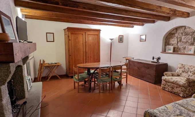 Quota House | CASA SANDRO-Apartment within a medieval hamlet The houses of Quota