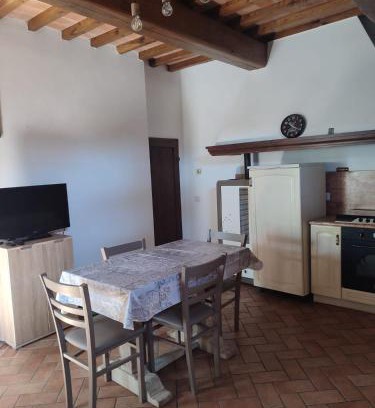 Bibbiena House | Casa vacanze nel bosco della Quercetina