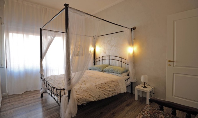 Quartiere XXII Collatino Apartment | Casa Verde Salvia[2 rooms,6PAX][Wi-fi-A/C]5 min Station,Late-check-in breakfast