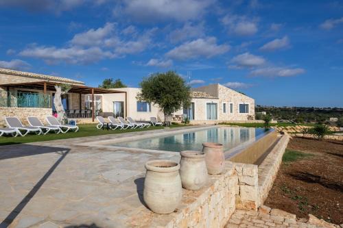 Scicli Villa | Casale degli Ulivi con piscina