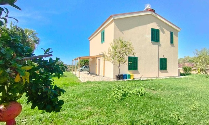 Tarquinia House | Casaleri is the ground floor of a Maremma reclamation farmhouse 3 km from the sea